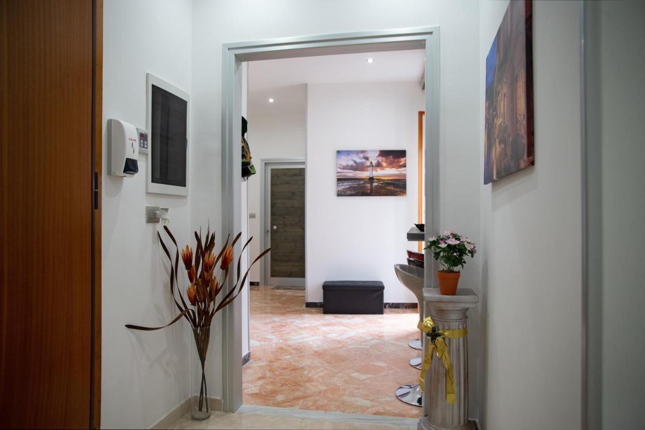 Li Cumpari Salentini Apartamento Lecce Exterior foto